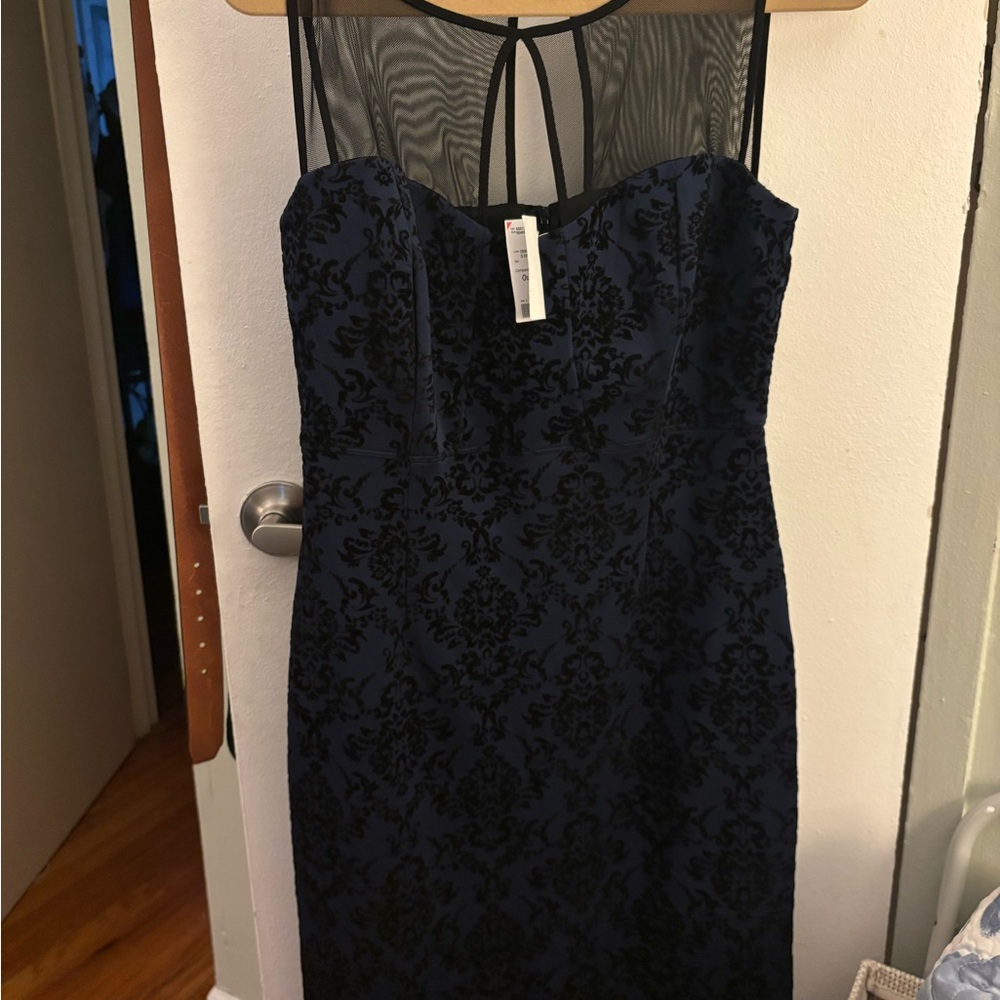 Elegant Black Strapless Sheath Dress for Cocktail Events
